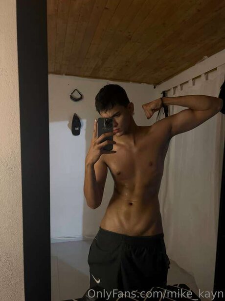 Mike Kayn hot model archive