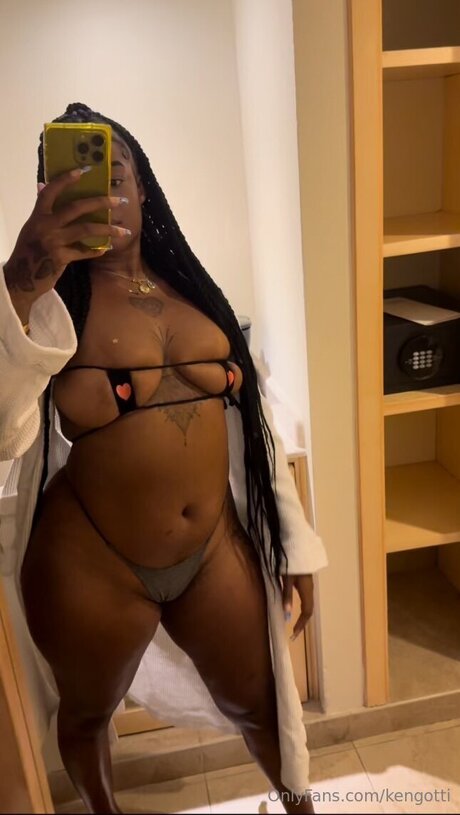 Kengotti star erotic pic