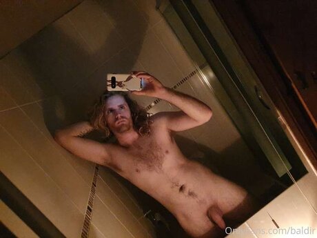 Baldir naked star pics