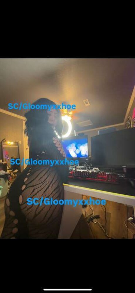 Emotionalhoe model porn images