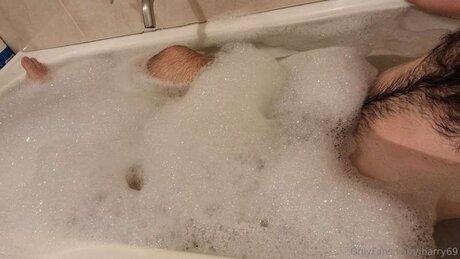 Harrystorm naked star photo