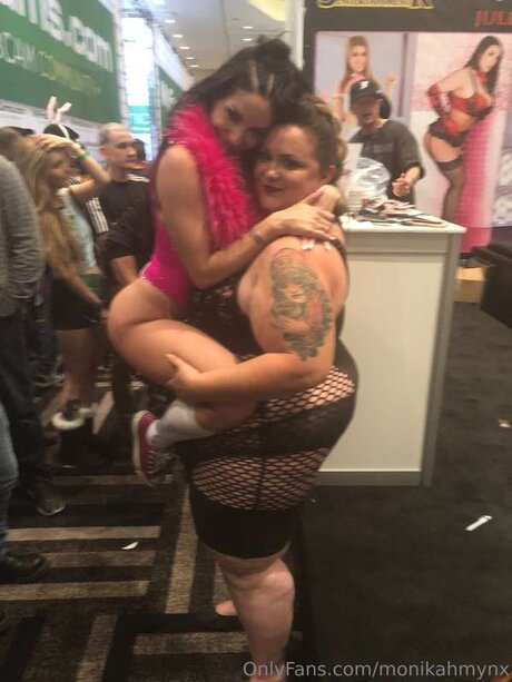 Monikamynx69 pornstar free galleries