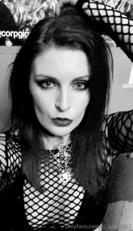 U292301927 free actress pictures