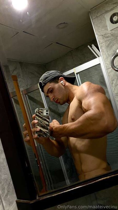 Maateivecinu xxx model images