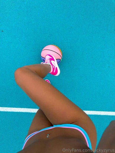 Jackyzyrus model xxx picture