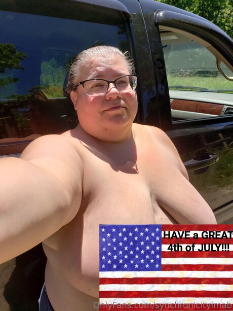 Synchronicityimab star sexy pics