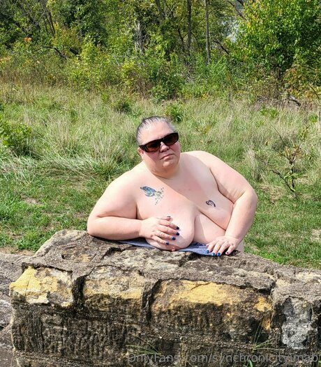 Synchronicityimab adult star photo