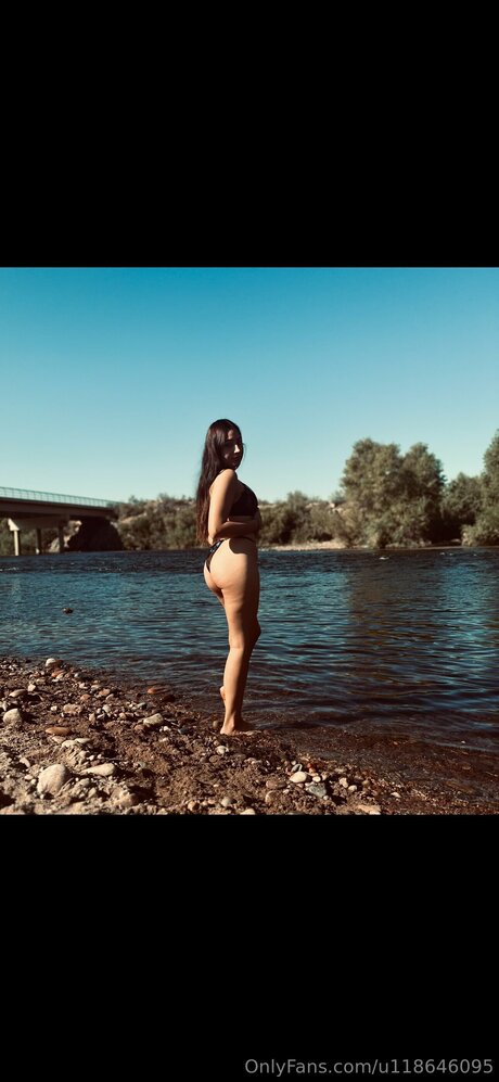 U118646095 pretty star img