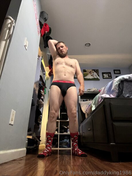 Daddyking1986 sex actress photos