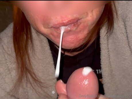 Jaydealexis222 nude pornstar gallery