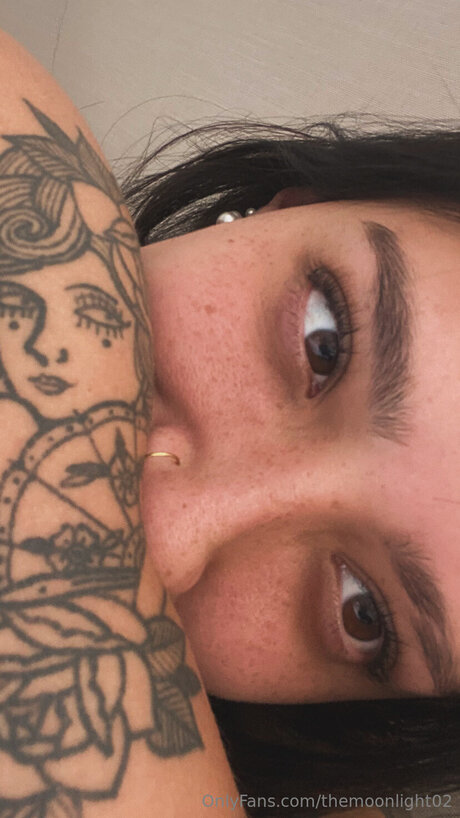 Themoonlight02 model free pics