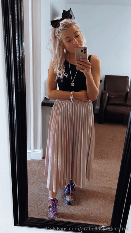 Arabellasparklesfree naked star img