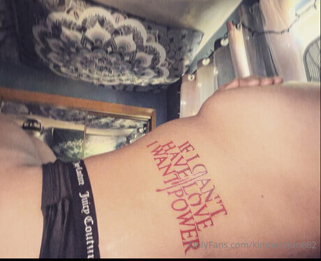 Kimberstone82 xxx model photo