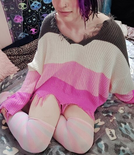 Naughtyleopard model free image