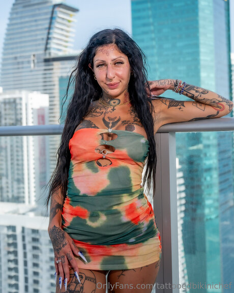 Tattooedbikinichef model exclusive pictures