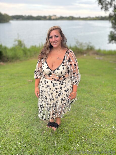 Wjenea nudes model picture