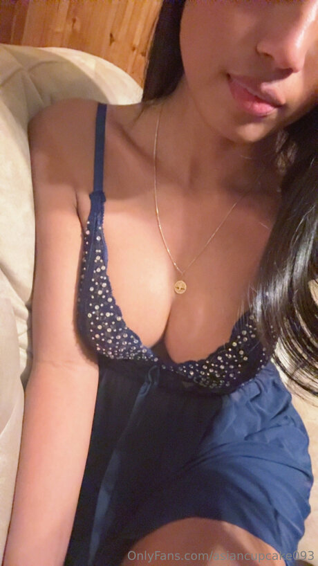 Asiancupcake093 model exclusive photos