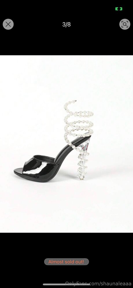 Shaunaleaaa pornstar hot image