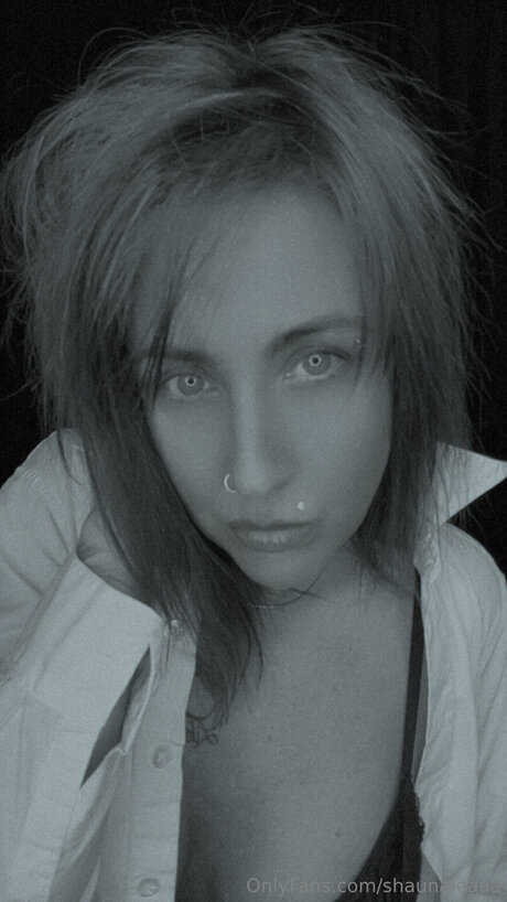 Shaunaleaaa best star pictures