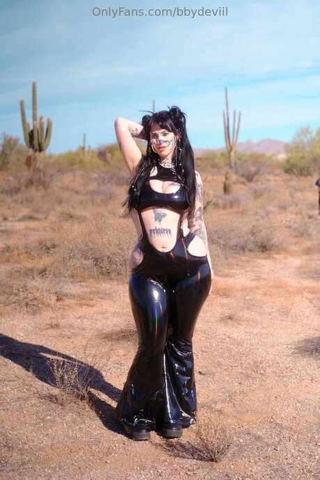 Bbydeviil porn model image