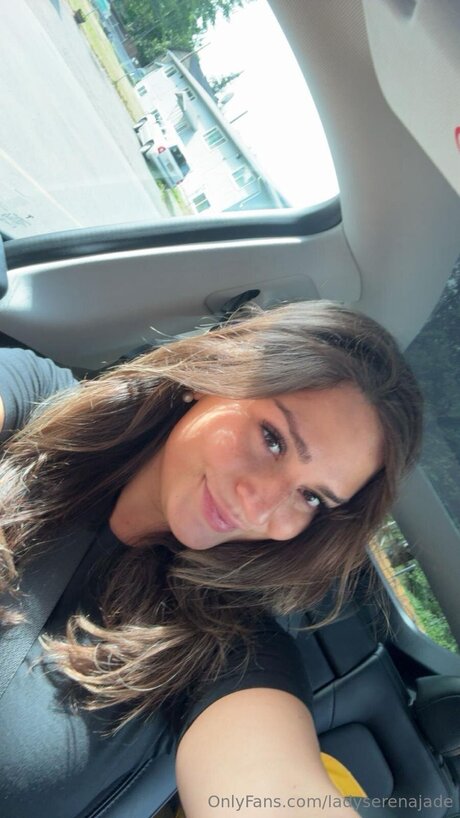 Ladyserenajade beautiful star pic