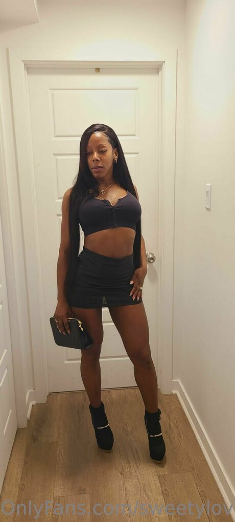 Sweetylove91 naked pornstar pictures