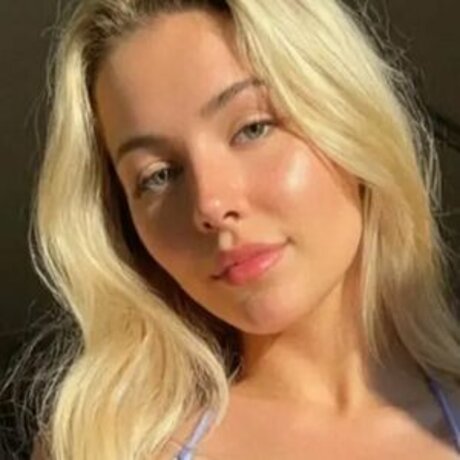 Myleethrasher naked model picture