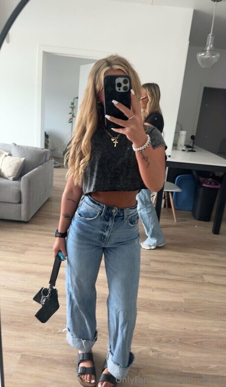 Lexii violett hot actress photos