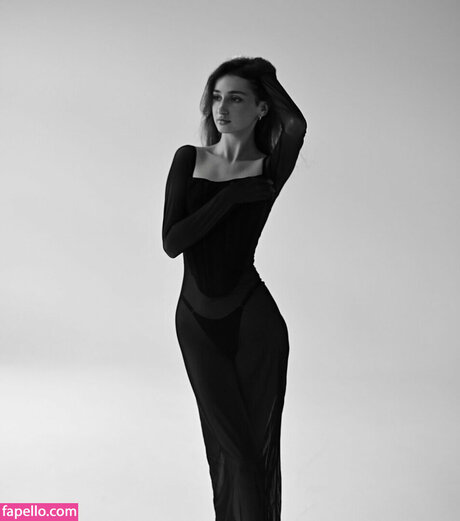 nesegodnyai art model gallery