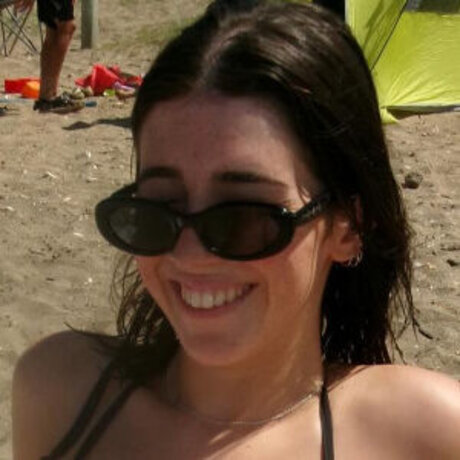 MiaNoble1 high quality star pictures