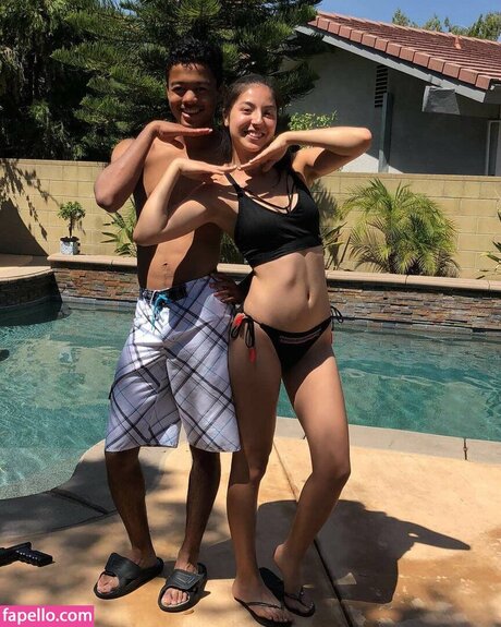 Elf queeen star sex pics