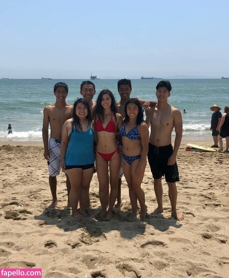 Elf queeen hot actress pic