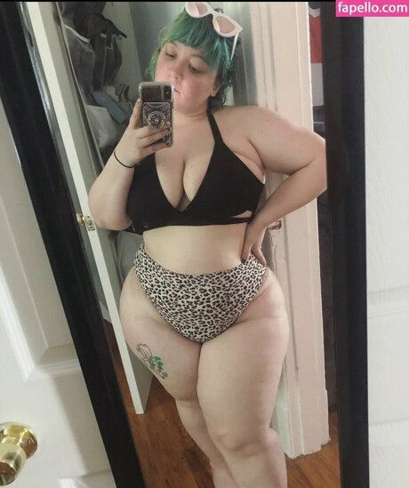 Comicbookdays model top images