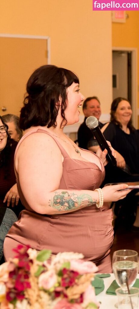 Comicbookdays free model img