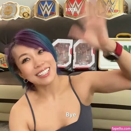 Asuka WWE star pornographic photos