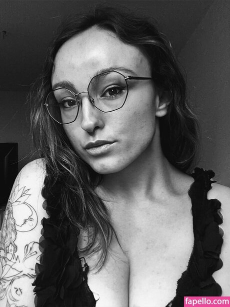 Oryvllmiee pornstar art picture