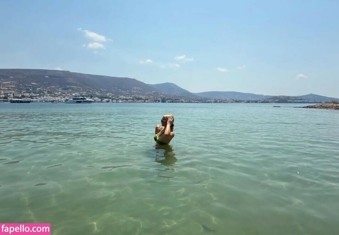 nikkidalessandro22 best model picture