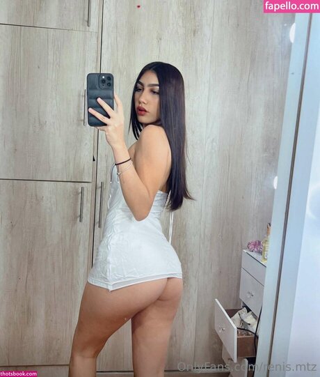 Renismartinez high quality model photos