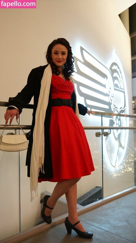 Jessthe Shire pornographic actress photos