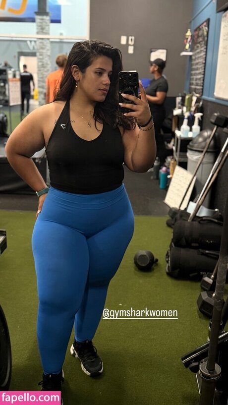 Duyein Martinez star erotic picture