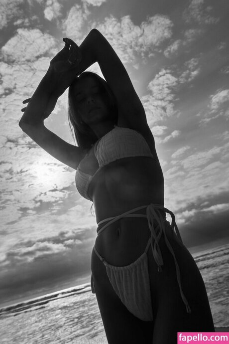 Chloe Campbell adult model galleries