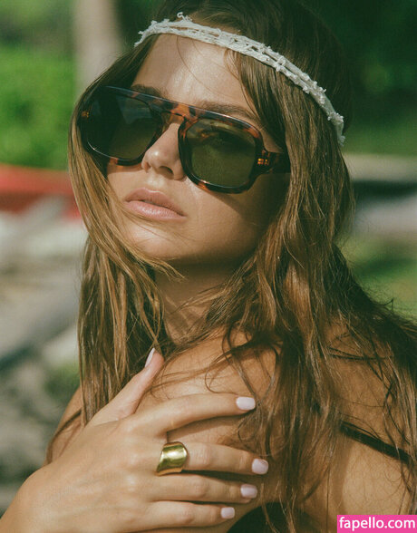 Chloe Campbell adult actress img