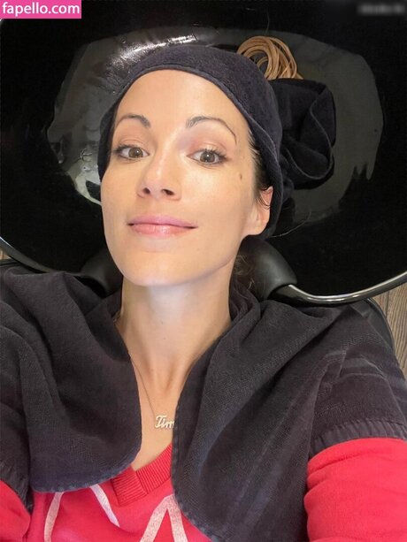 Andrea Kaiser pretty star pics