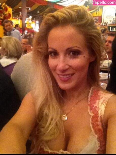 Andrea Kaiser hot model galleries