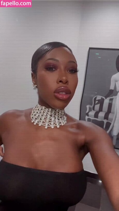 Jordanne Deveaux erotic pornstar pics