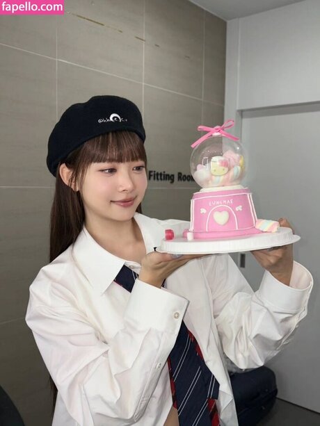 Hong Eunchae_ porn actress image