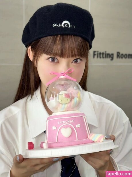 Hong Eunchae_ porn star image