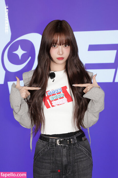 Hong Eunchae_ naked star pic