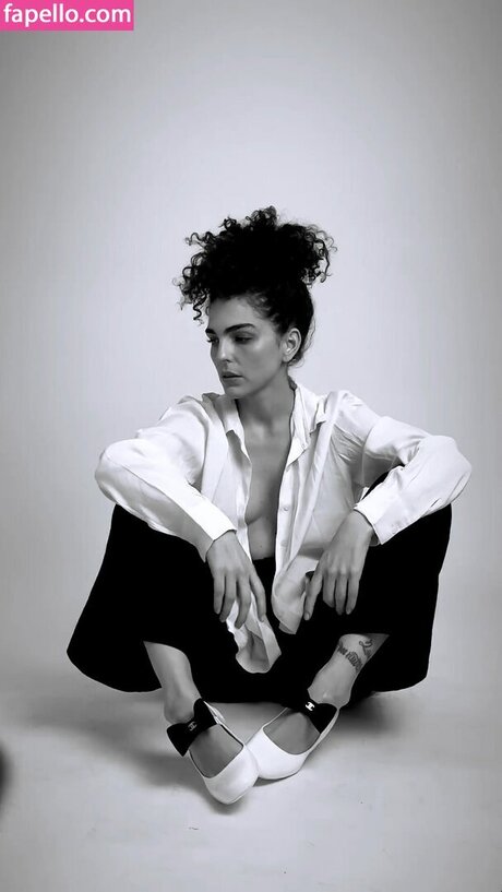 J lia Konrad adult actress img