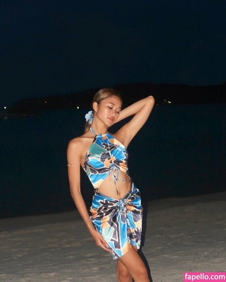 Nelissaemielda adult model img